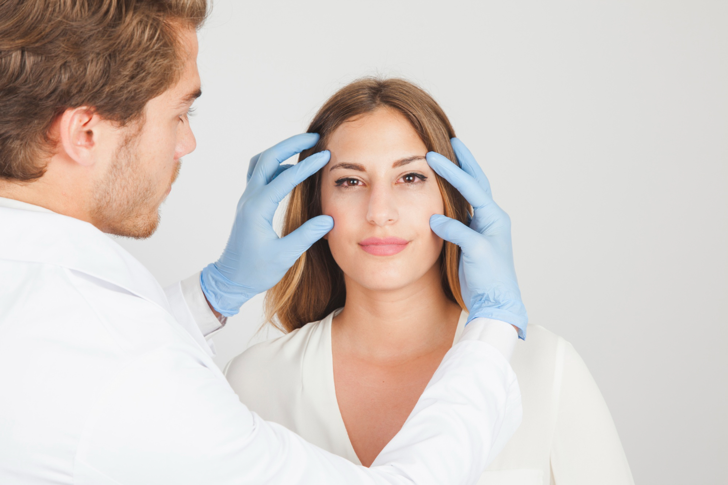 Brow Lift vs. Eyelid Surgery: Which One Suits You The Best?